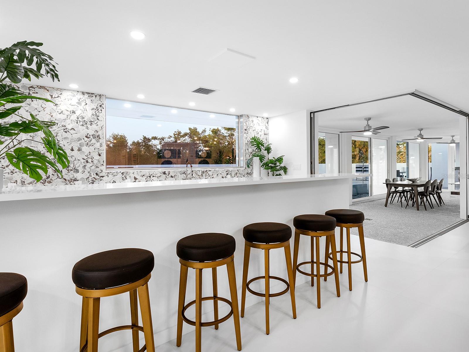 SANDERLING CLUB - Residential