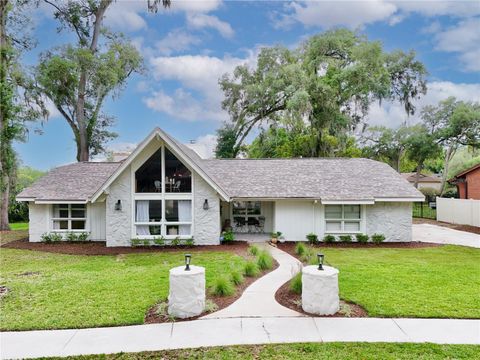 Photo of 521 Granada Way, Longwood, FL 32750 (MLS # O6397339)