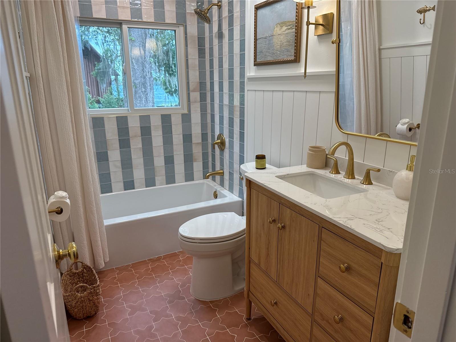 COLUMBUS HARBOR - Residential