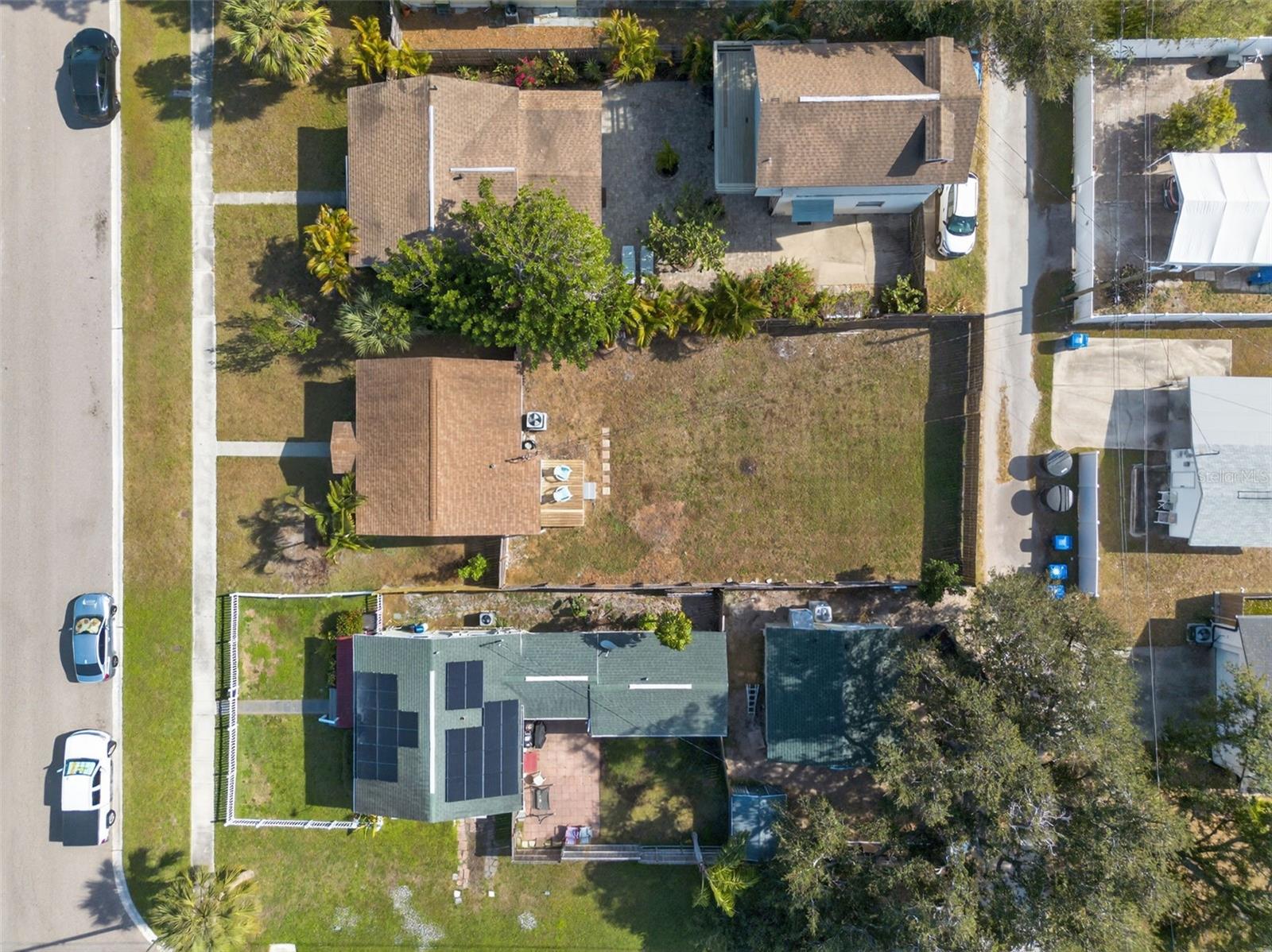 PERKINS G W REP - Land