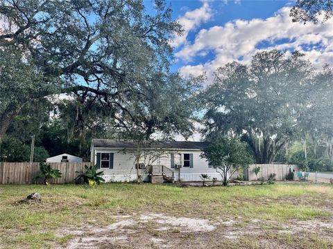 A home in SUMMERFIELD