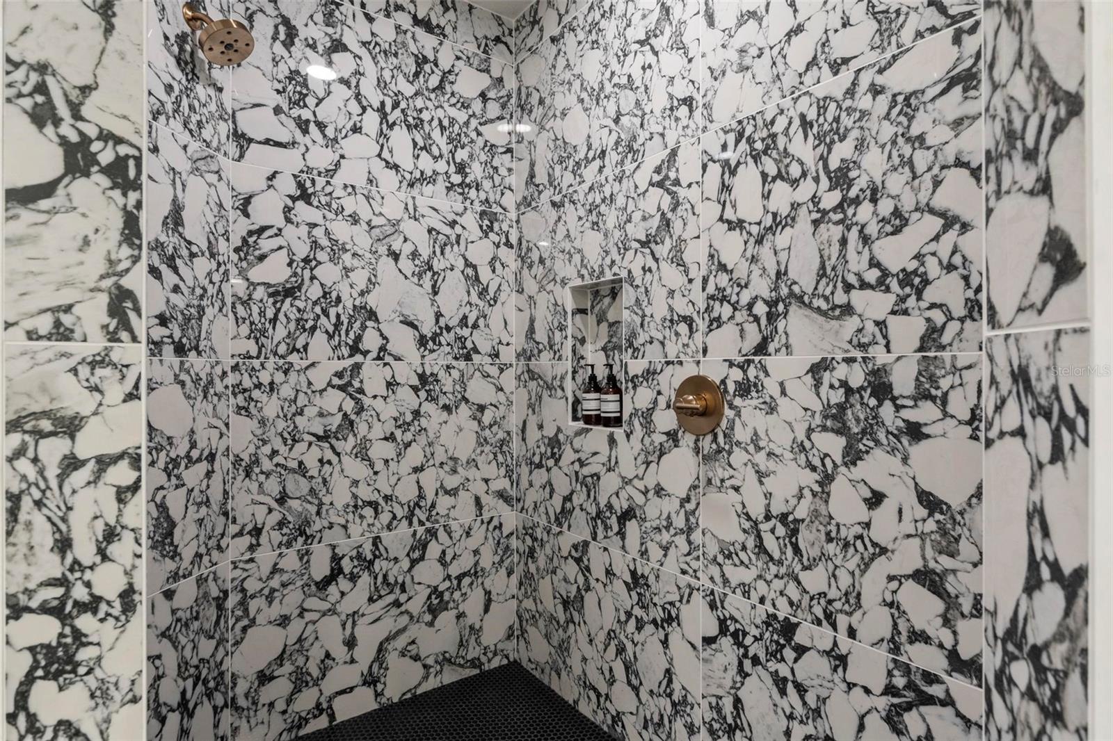 GRAND VISTA CONDO/GRAND HAVEN - Residential