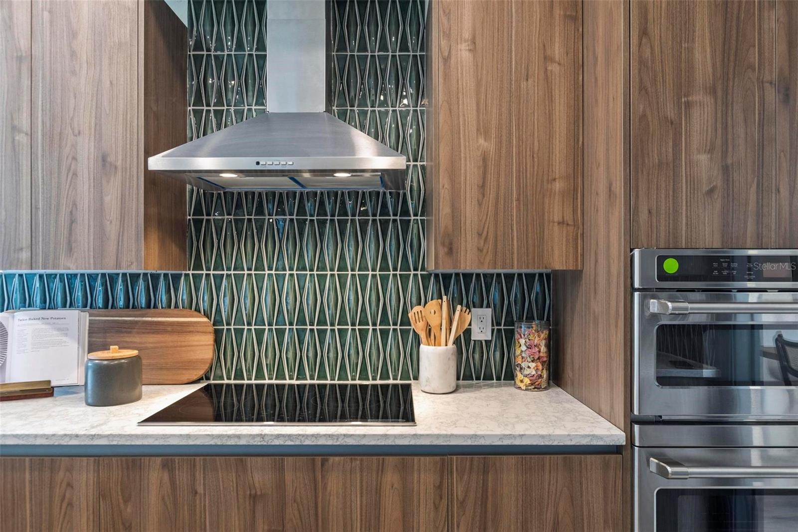 GRAND VISTA CONDO/GRAND HAVEN - Residential