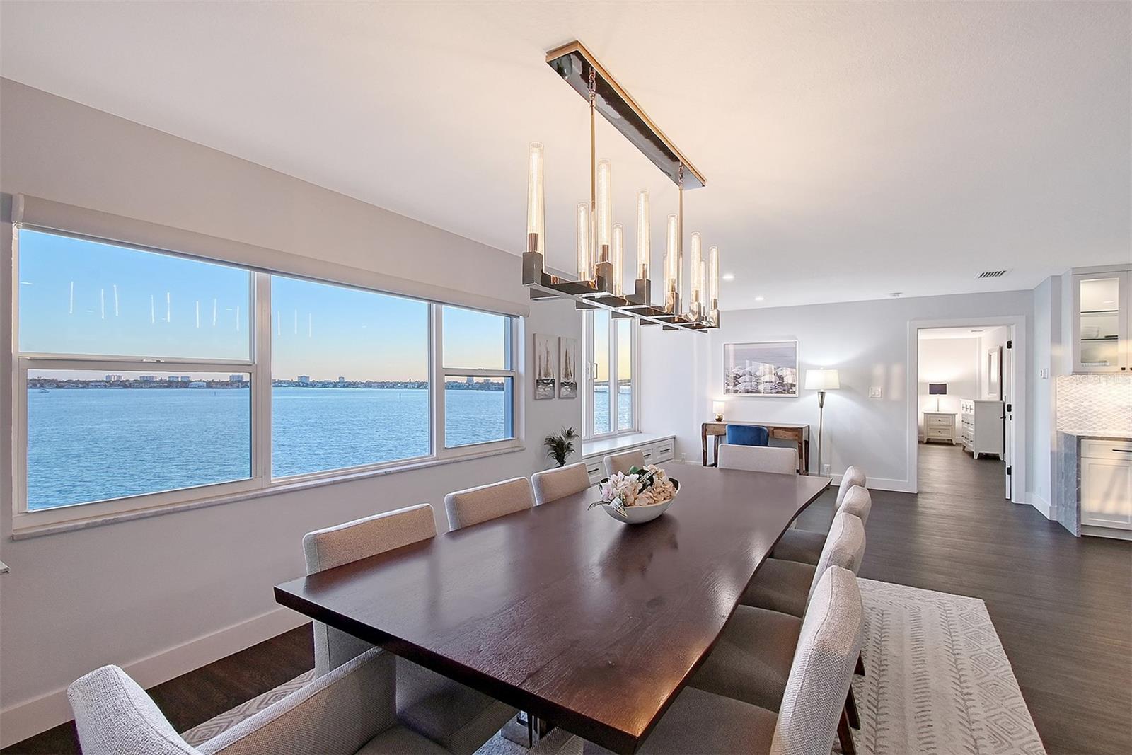 HARBOR HOUSE SOUTH - Residential