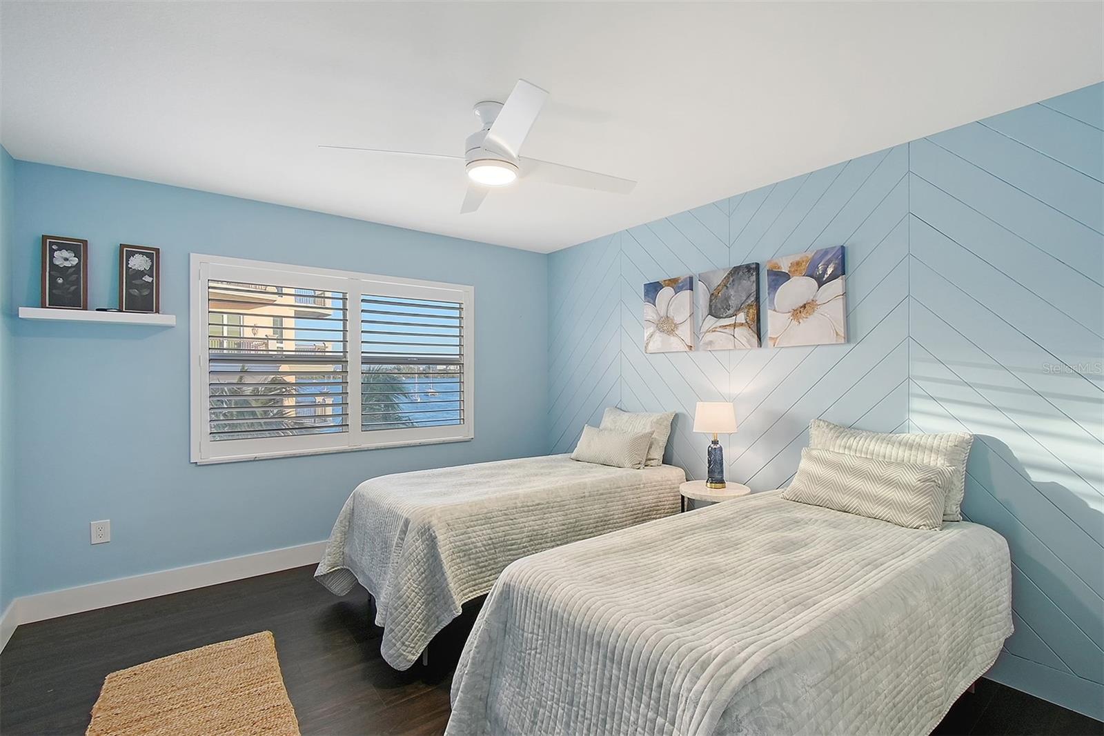 HARBOR HOUSE SOUTH - Residential