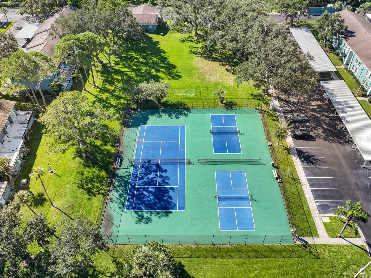 WINDWARD POINTE ST PETERSBURG - Residential