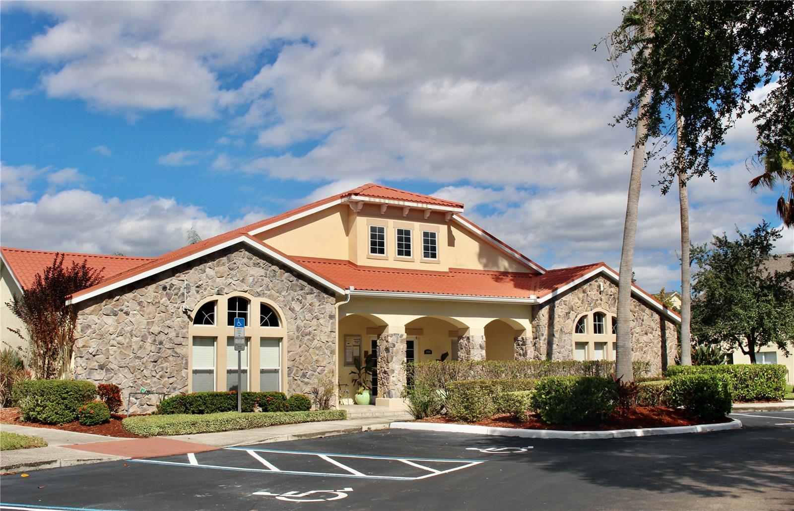 CLUB CORTILE PH 08 A CONDO - Residential Lease