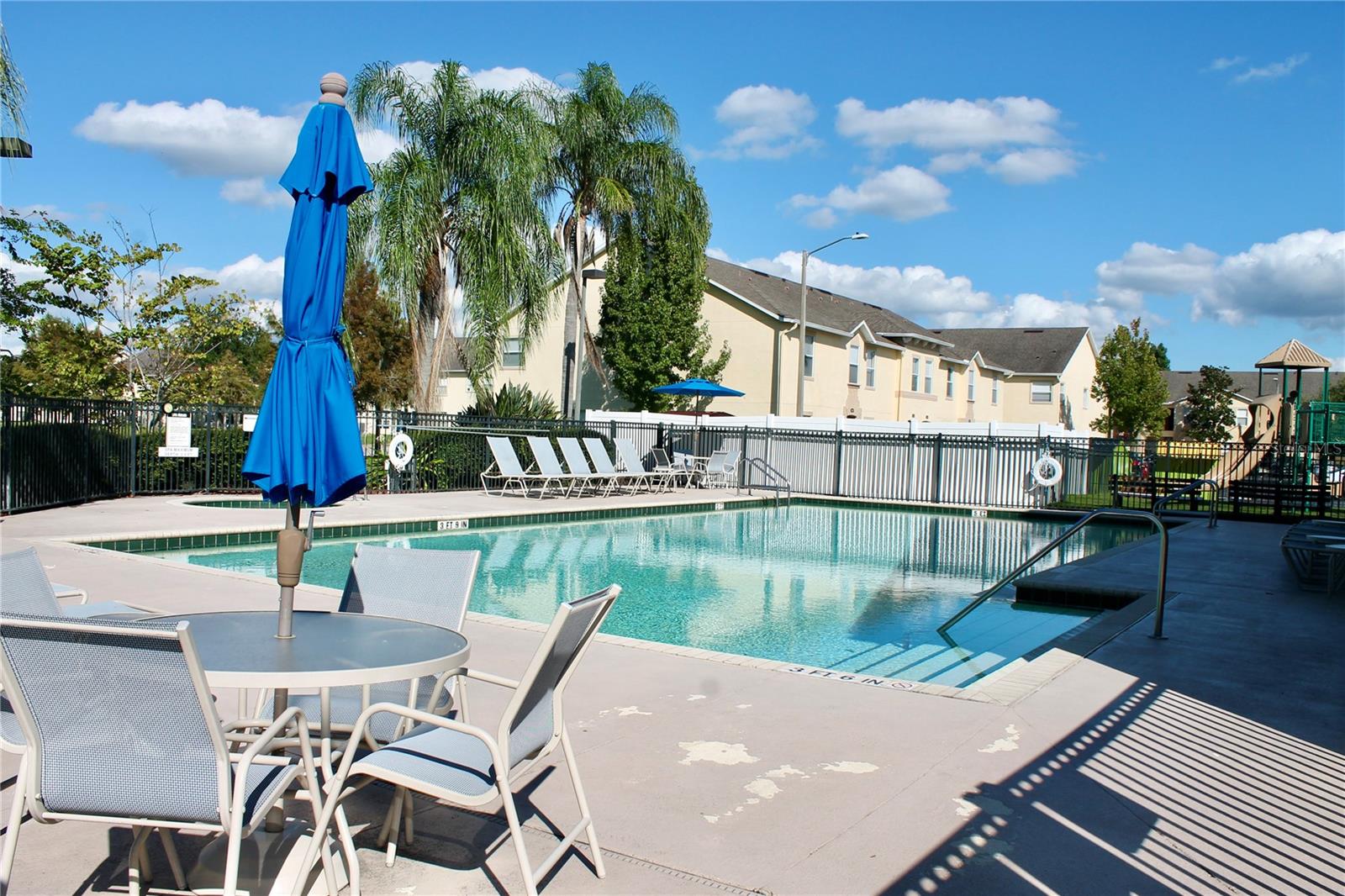 CLUB CORTILE PH 08 A CONDO - Residential Lease