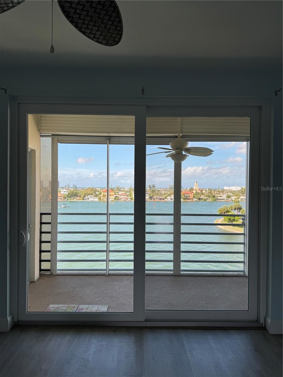 HARBOURSIDE CONDO - Residential Lease