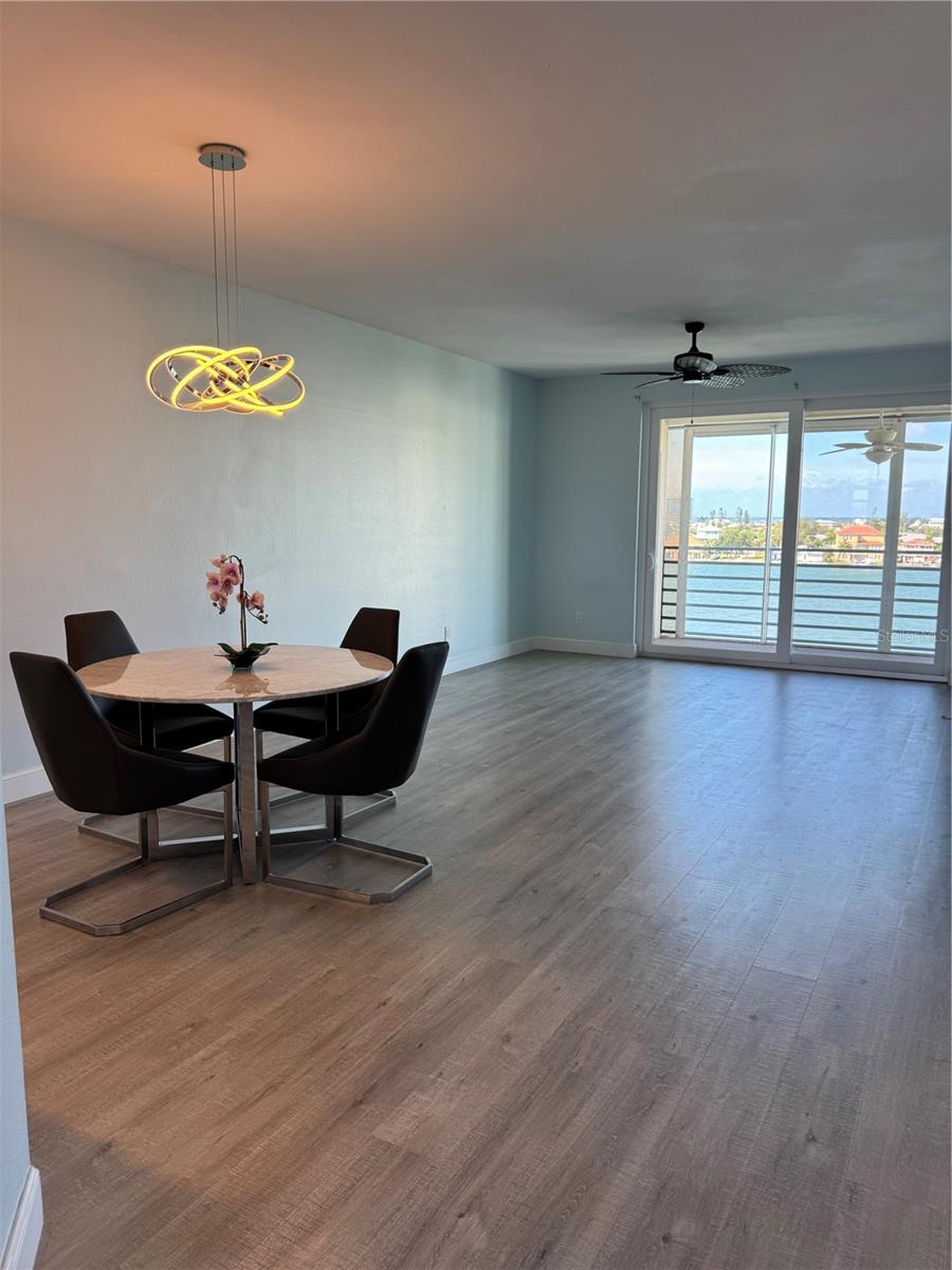 HARBOURSIDE CONDO - Residential Lease