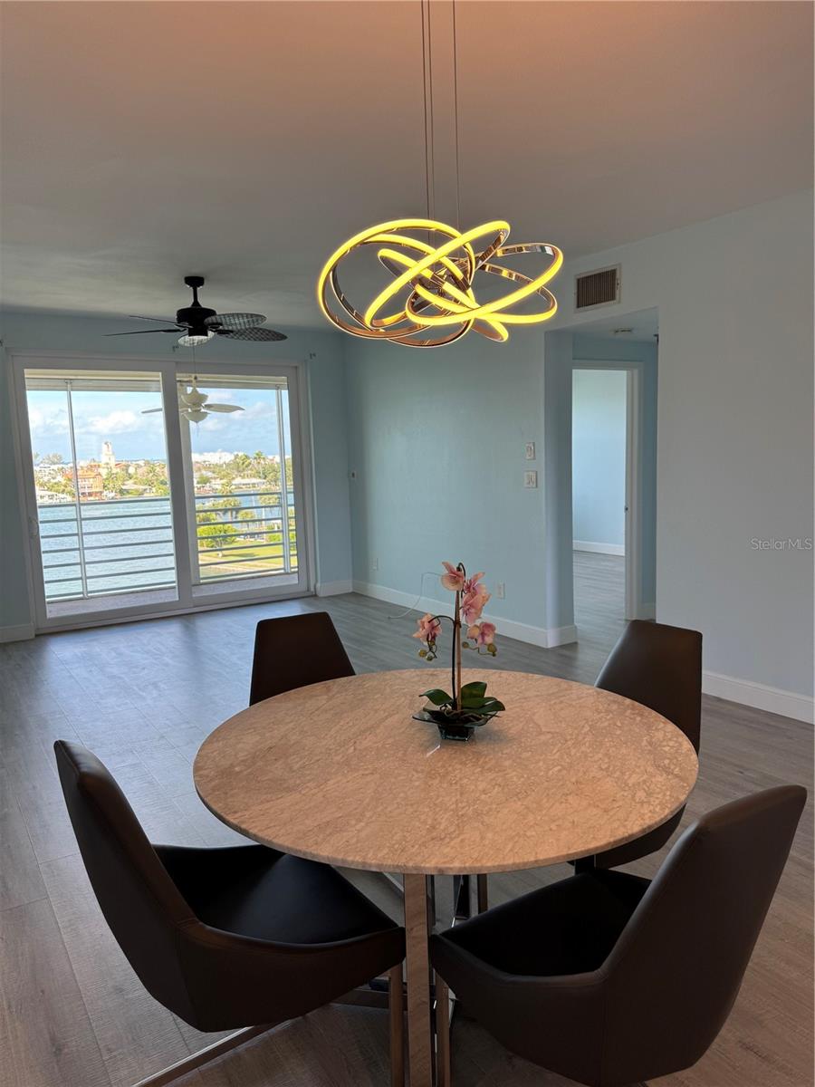 HARBOURSIDE CONDO - Residential Lease