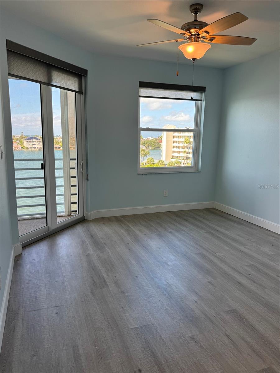 HARBOURSIDE CONDO - Residential Lease