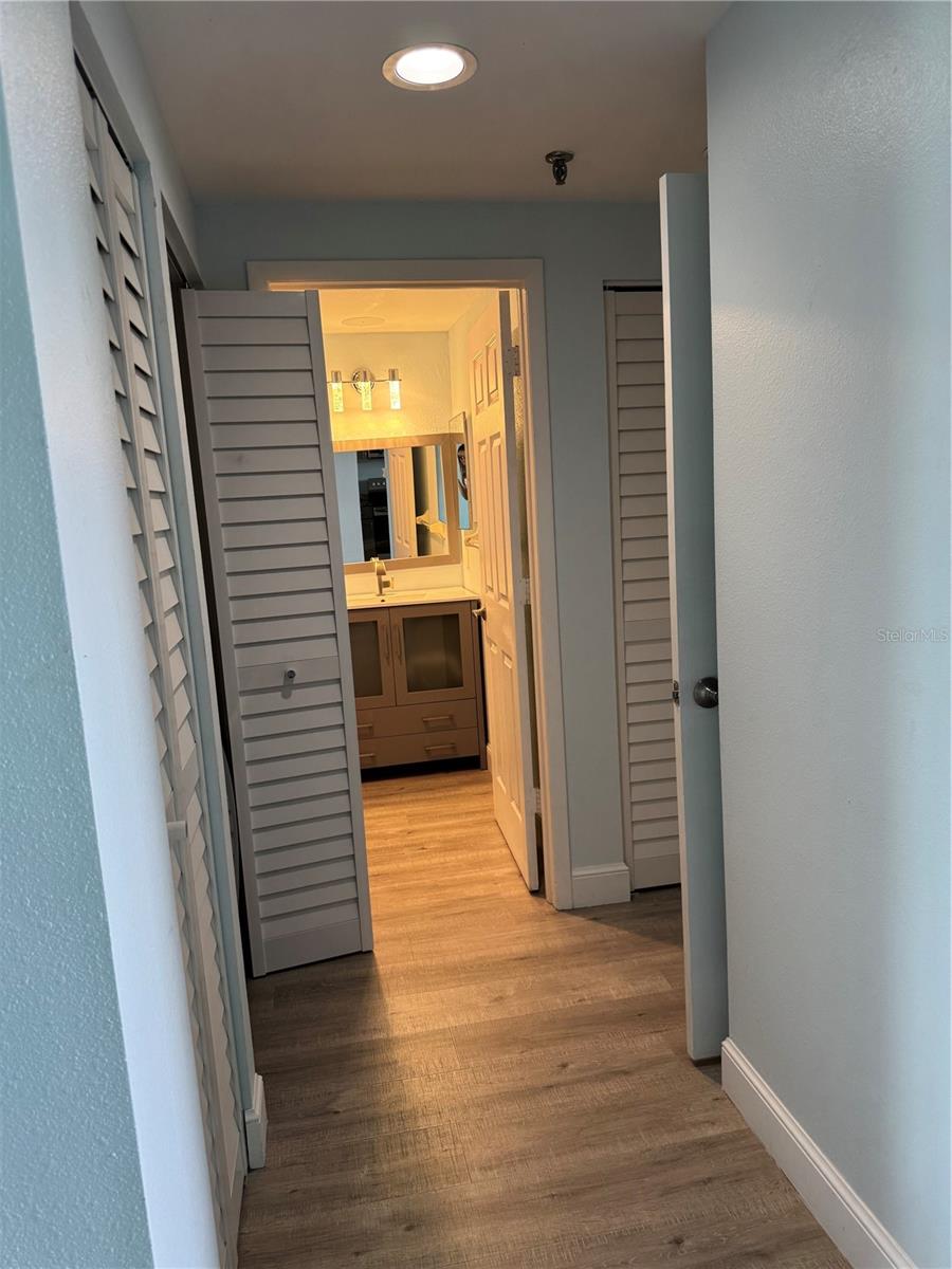 HARBOURSIDE CONDO - Residential Lease