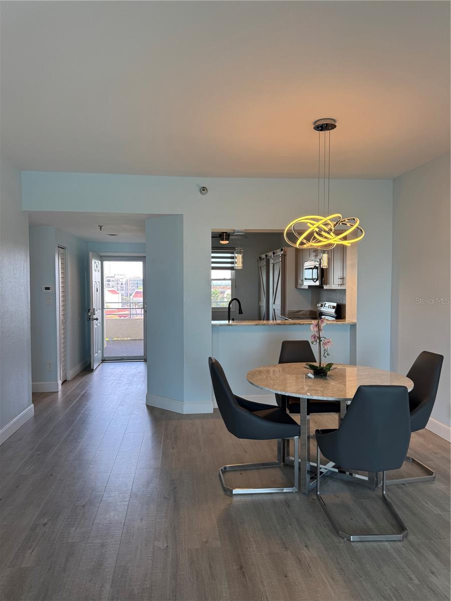 HARBOURSIDE CONDO - Residential Lease