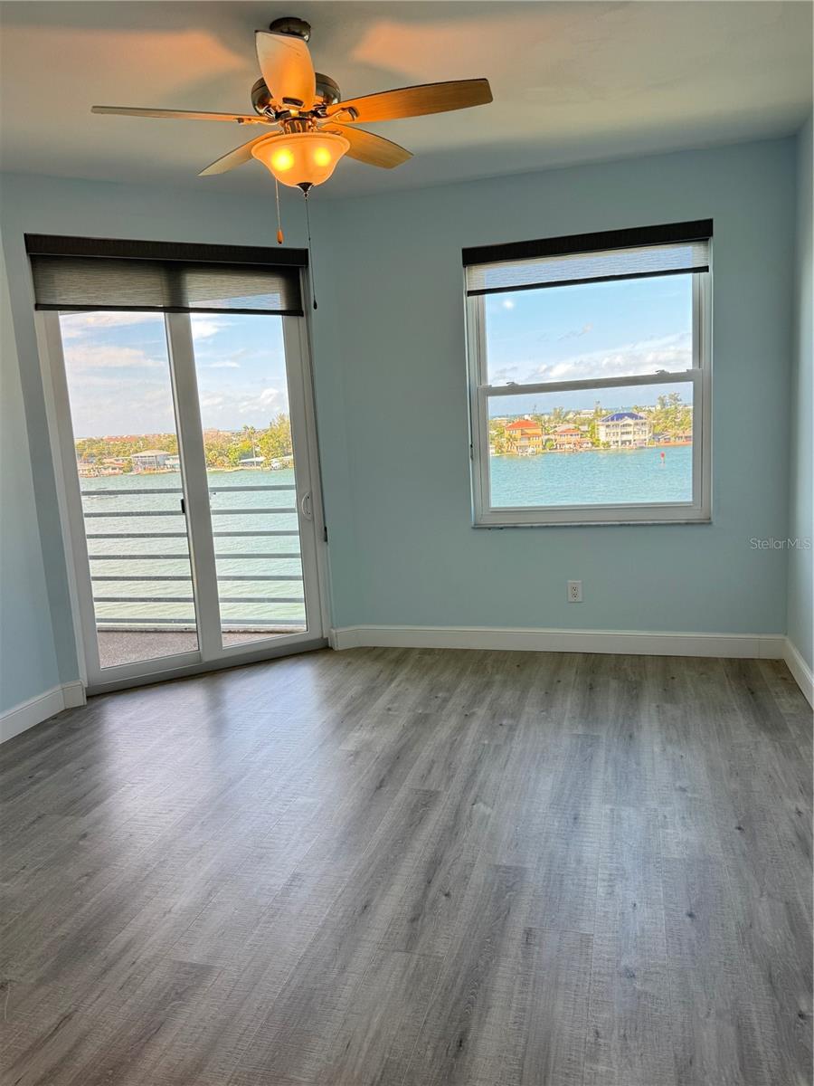 HARBOURSIDE CONDO - Residential Lease