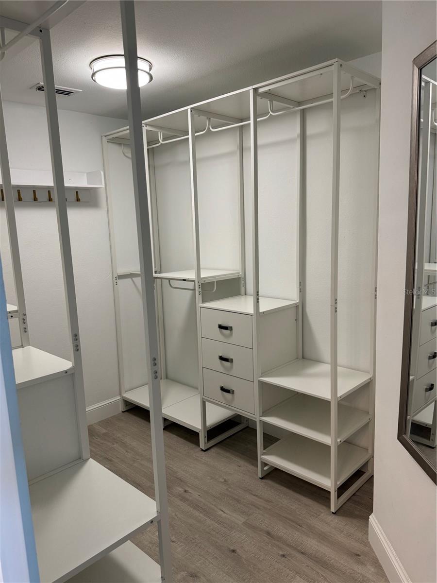 HARBOURSIDE CONDO - Residential Lease