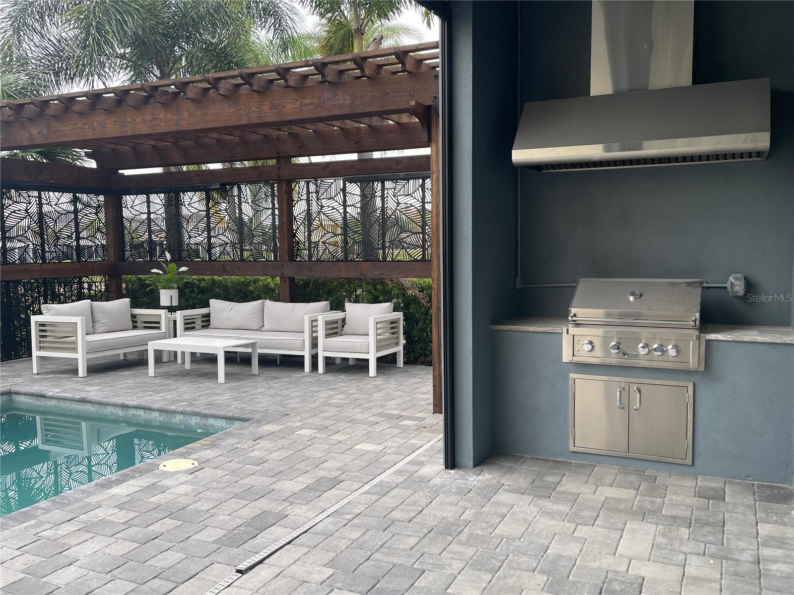 REUNION - LIBERTY BLUFF - Residential