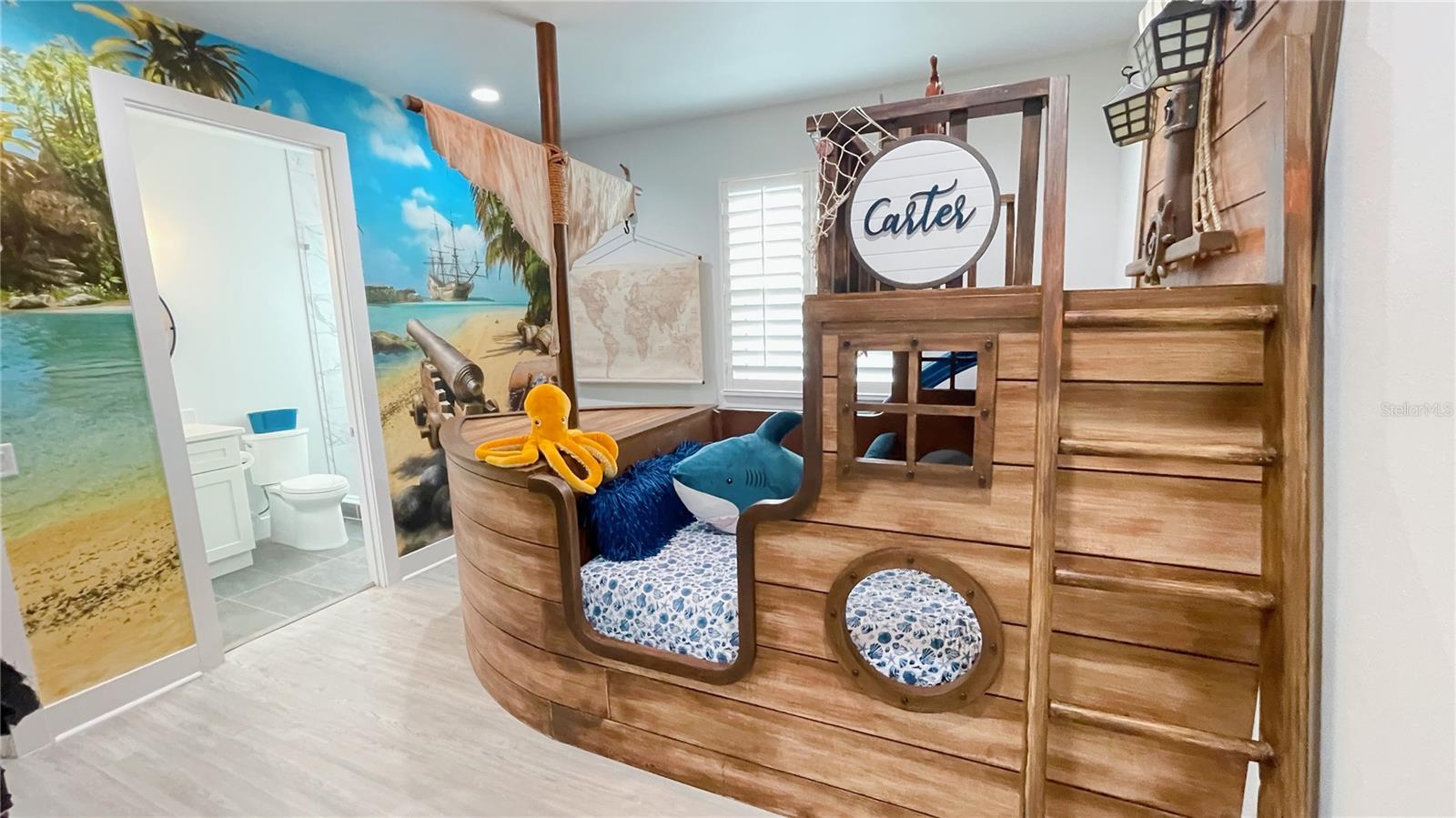 REUNION - LIBERTY BLUFF - Residential