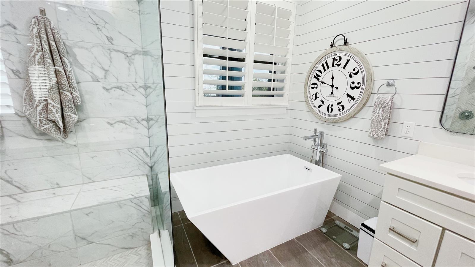 REUNION - LIBERTY BLUFF - Residential