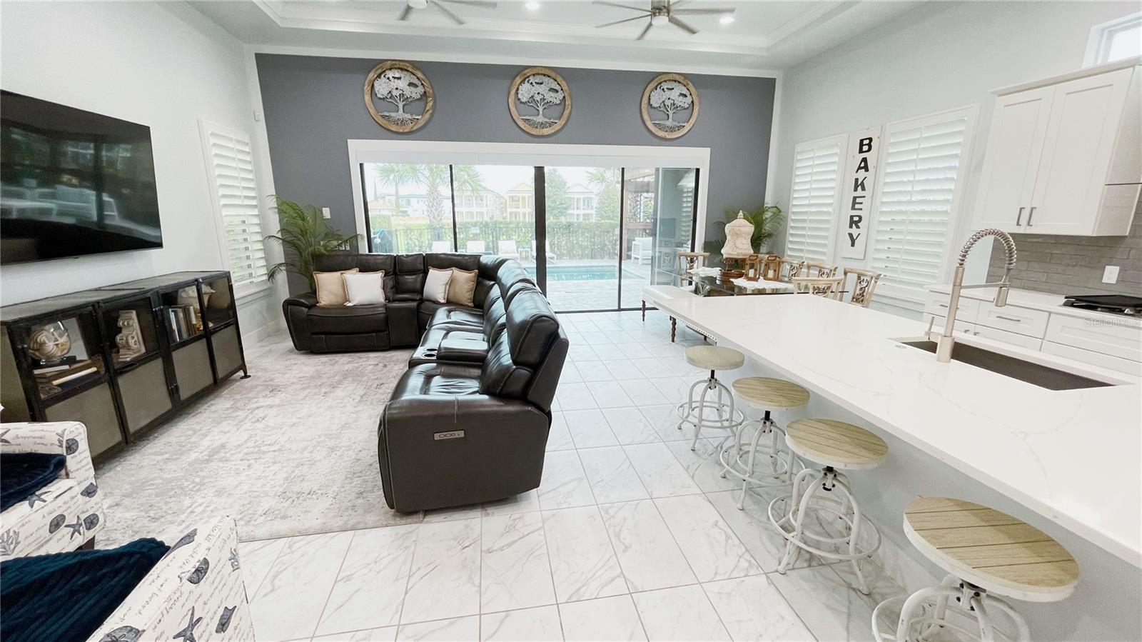 REUNION - LIBERTY BLUFF - Residential