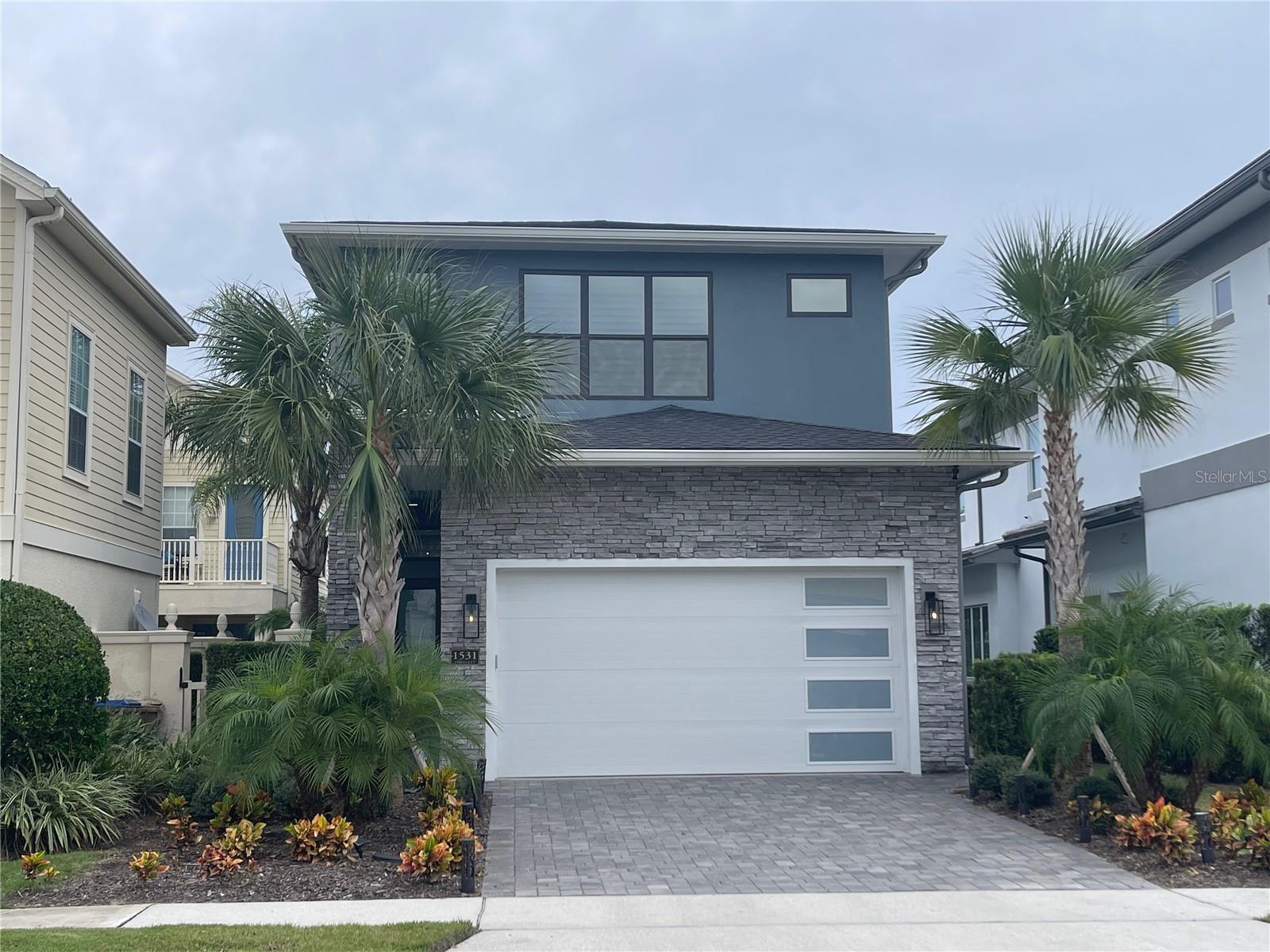 REUNION - LIBERTY BLUFF - Residential