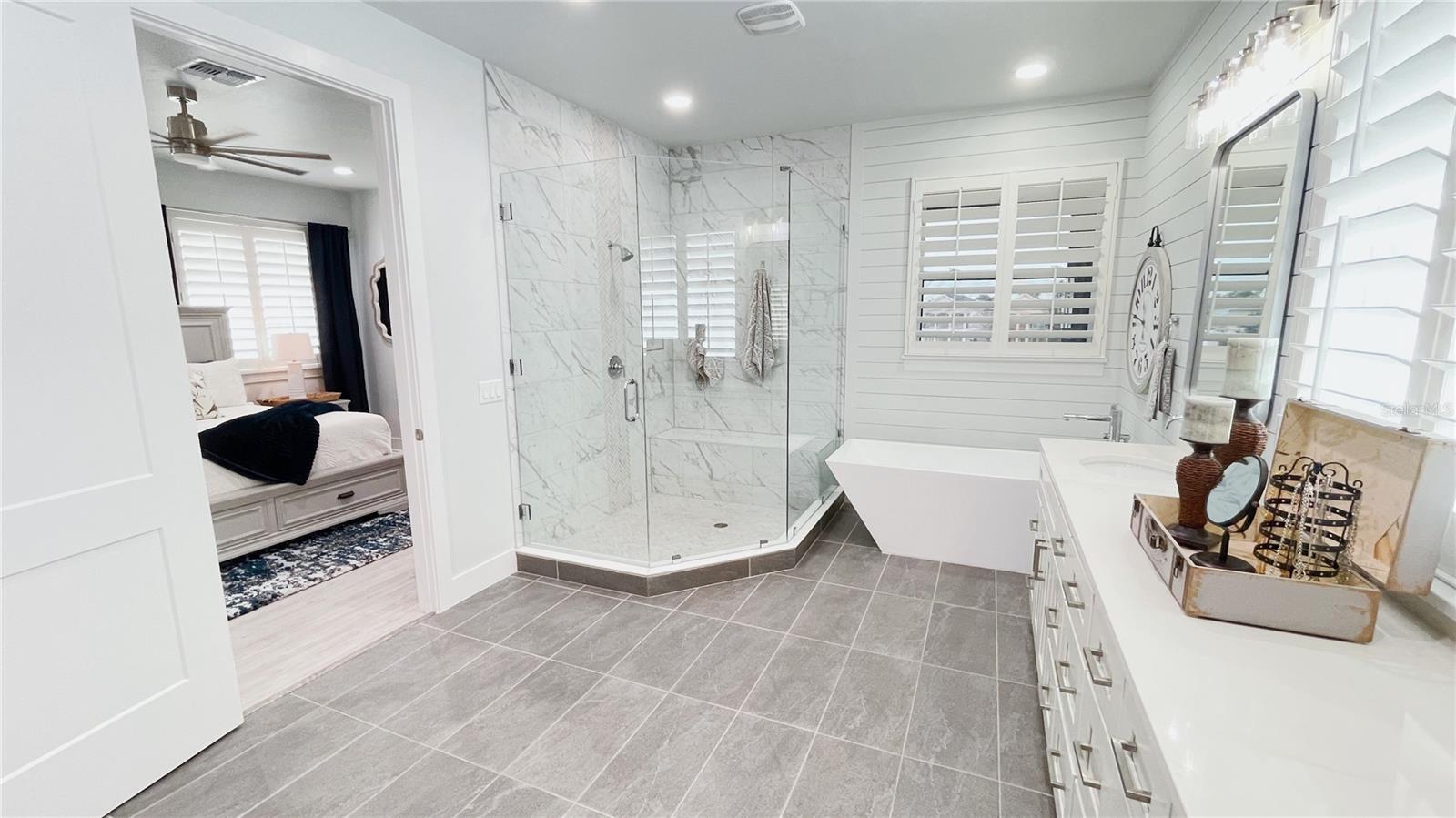 REUNION - LIBERTY BLUFF - Residential