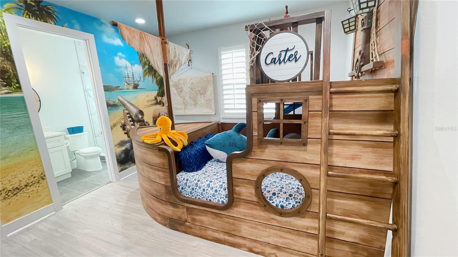 REUNION - LIBERTY BLUFF - Residential