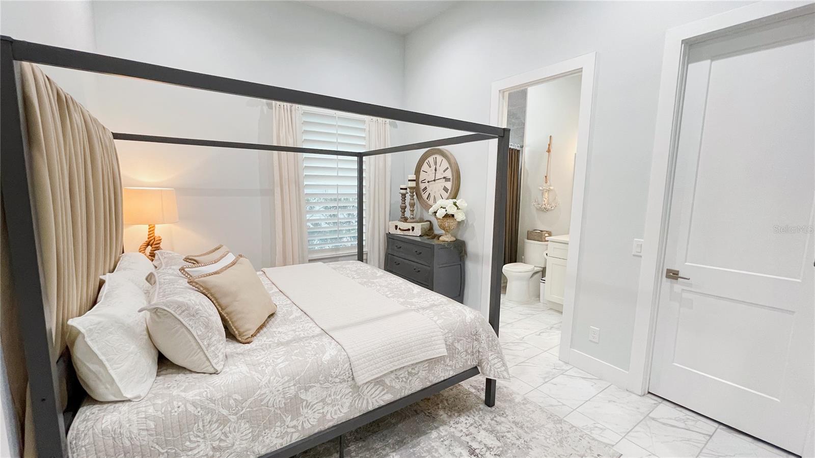 REUNION - LIBERTY BLUFF - Residential