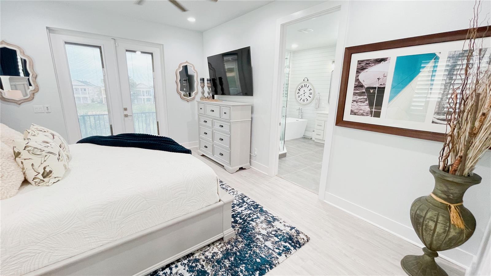 REUNION - LIBERTY BLUFF - Residential