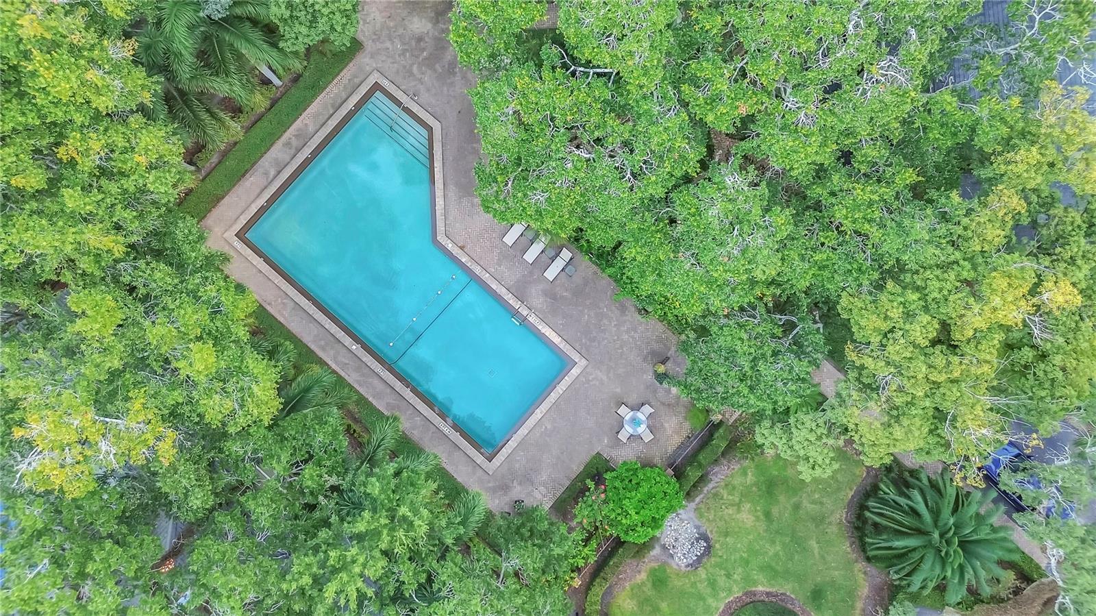 CHEROKEE PLACE CONDO PH 01 - Residential