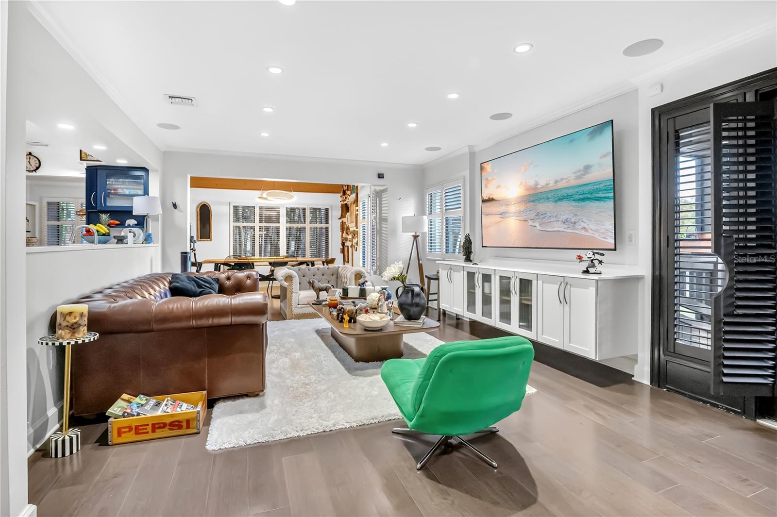 CHEROKEE PLACE CONDO PH 01 - Residential