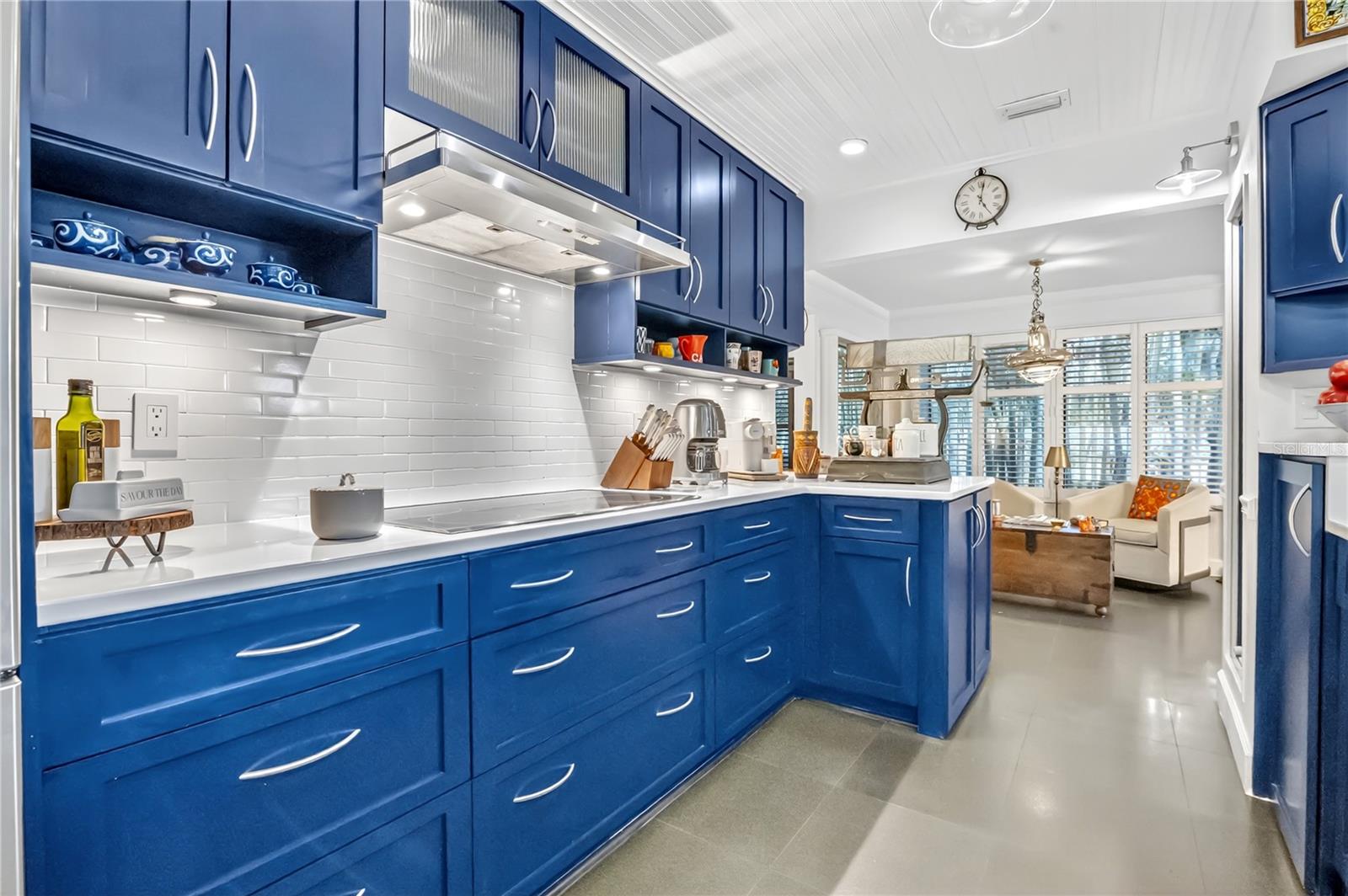 CHEROKEE PLACE CONDO PH 01 - Residential