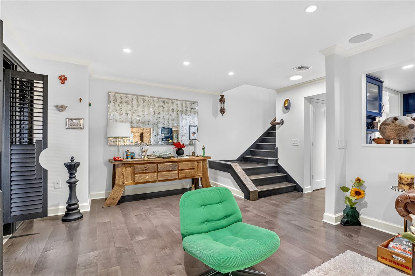 CHEROKEE PLACE CONDO PH 01 - Residential