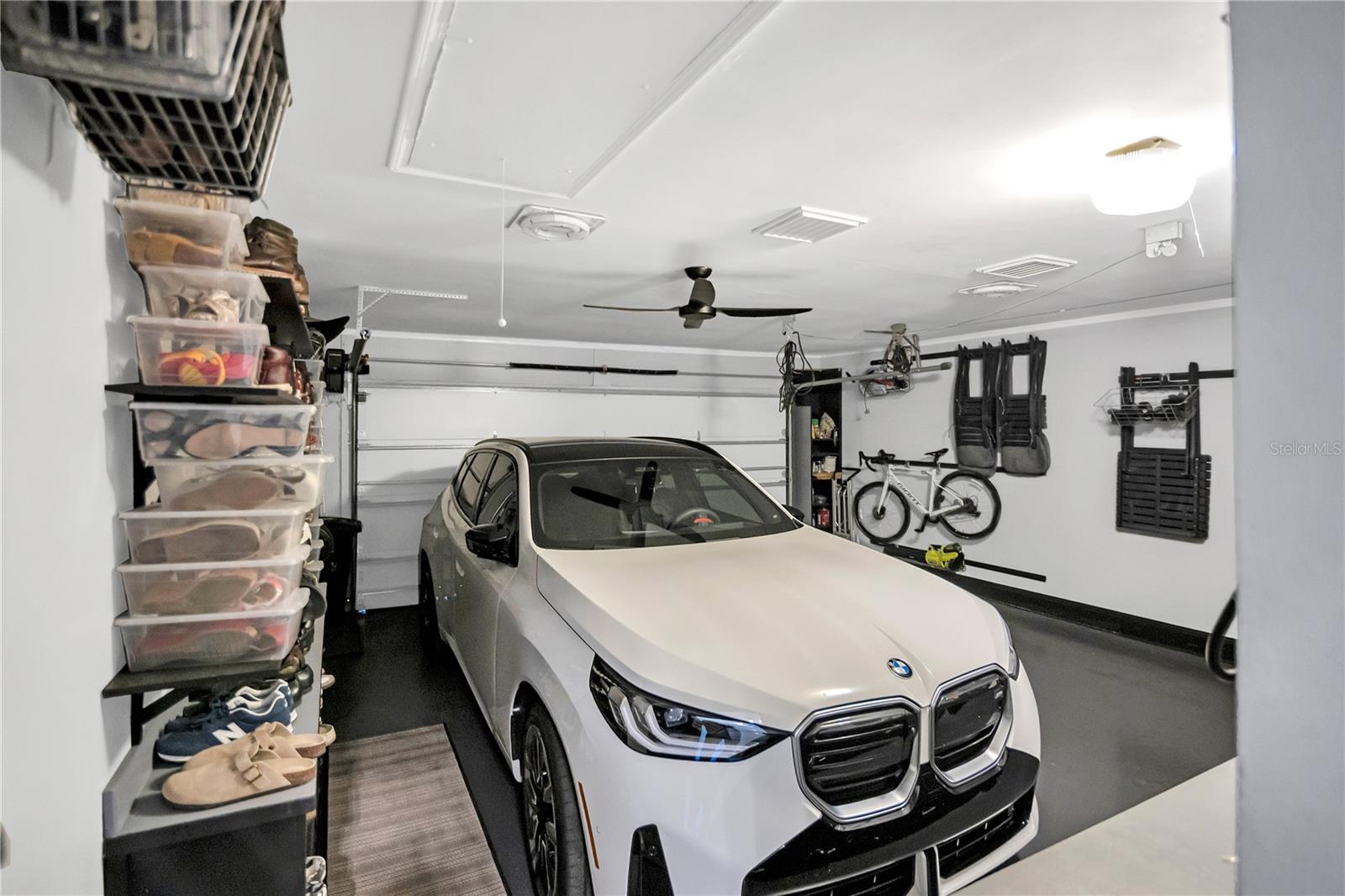 CHEROKEE PLACE CONDO PH 01 - Residential