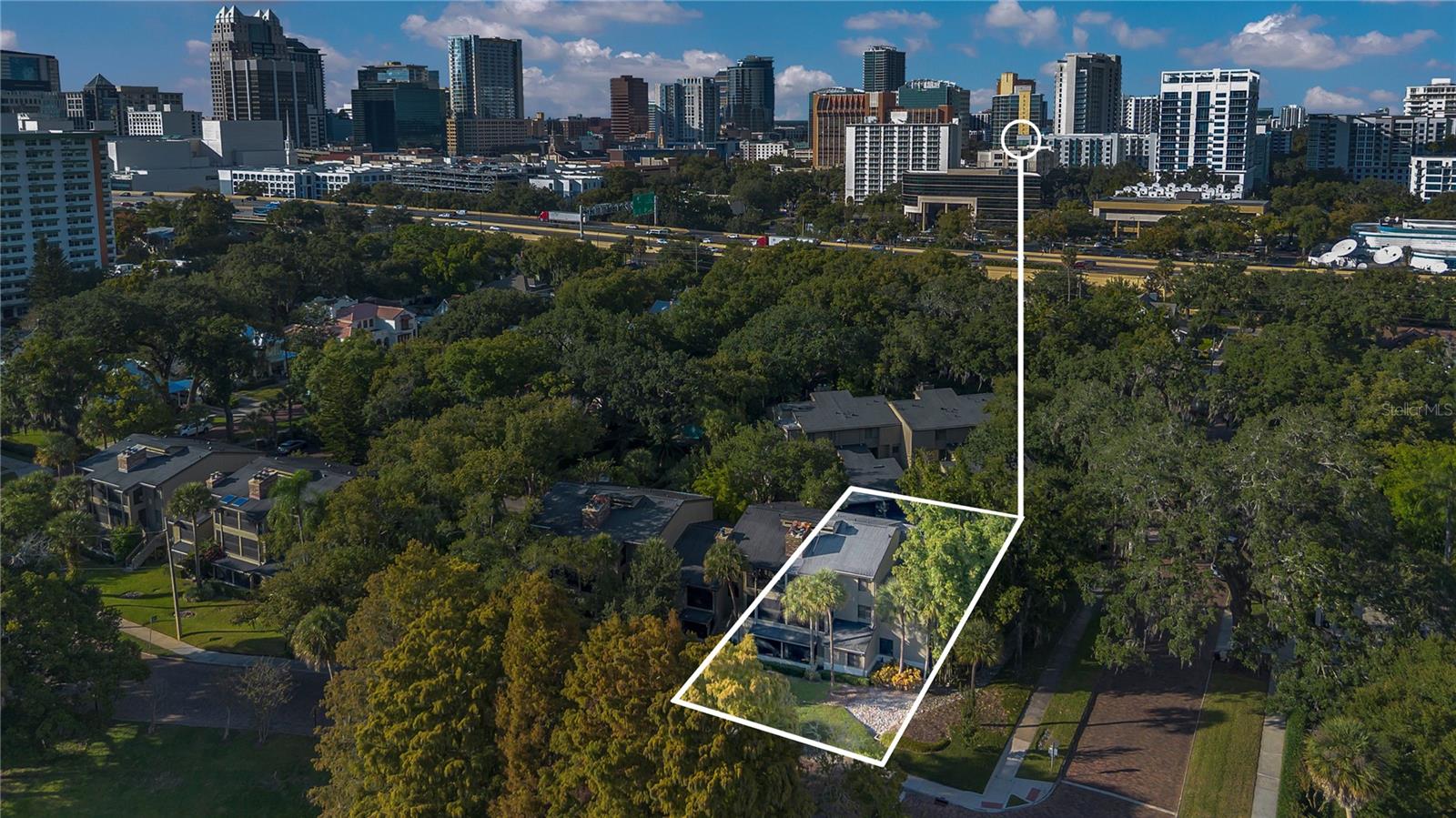 CHEROKEE PLACE CONDO PH 01 - Residential