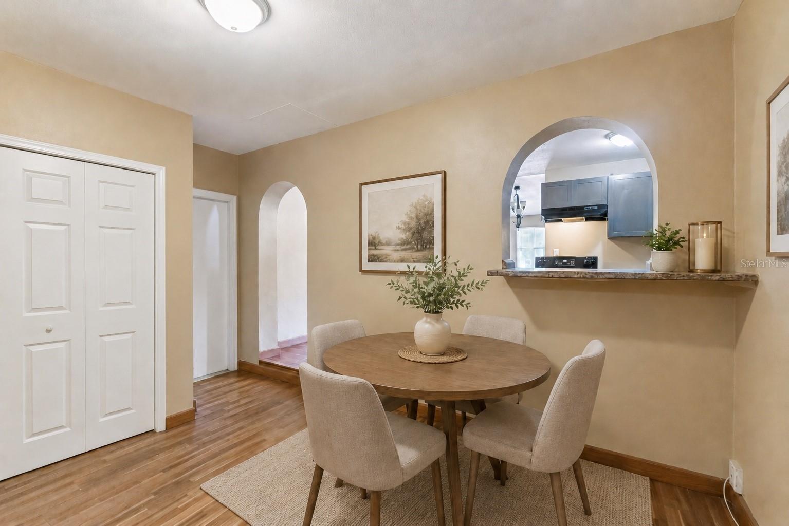 HILLCREST - Residential