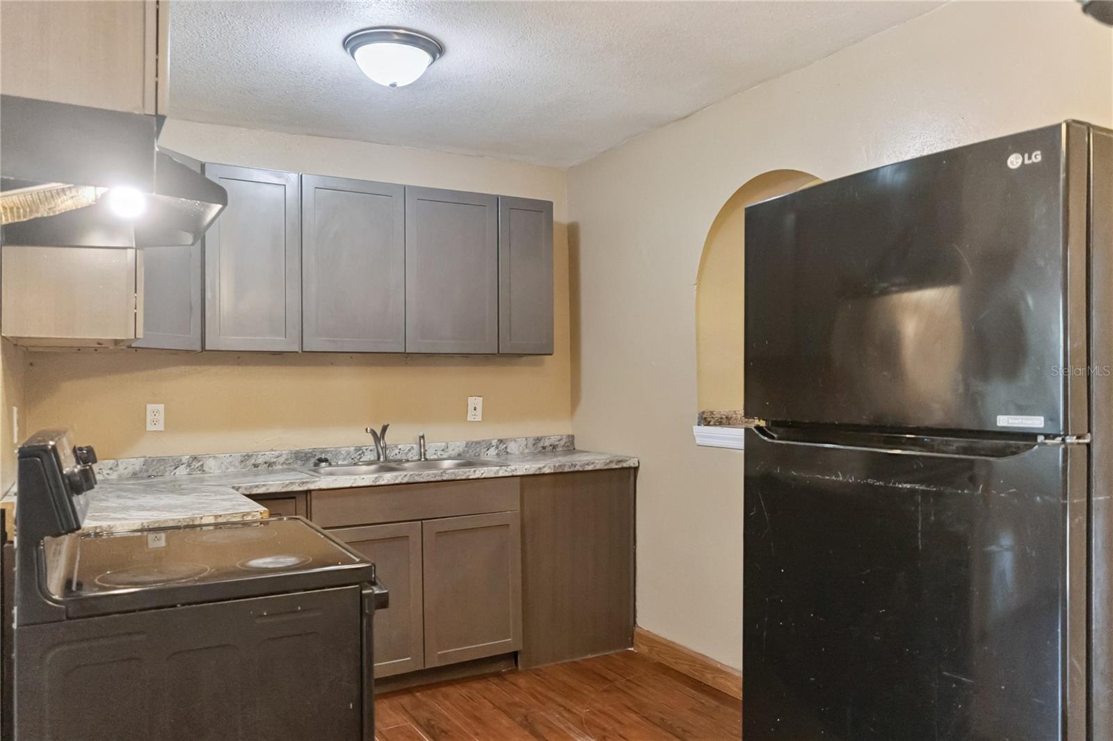 HILLCREST - Residential