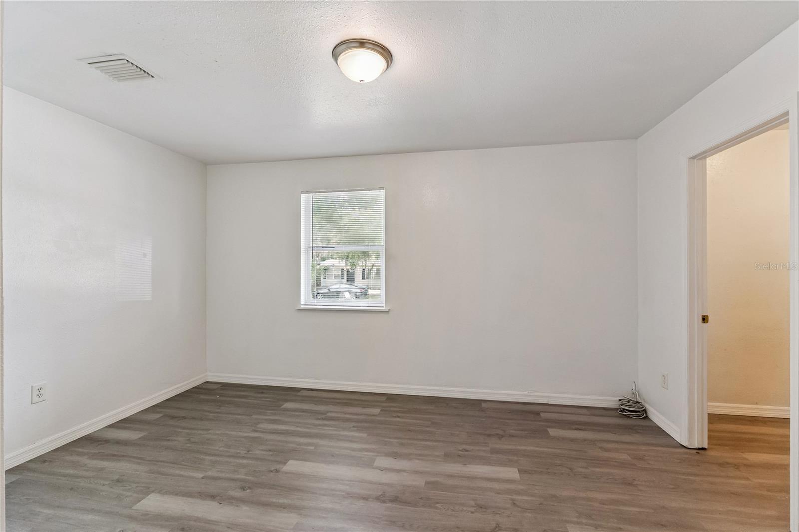 HILLCREST - Residential
