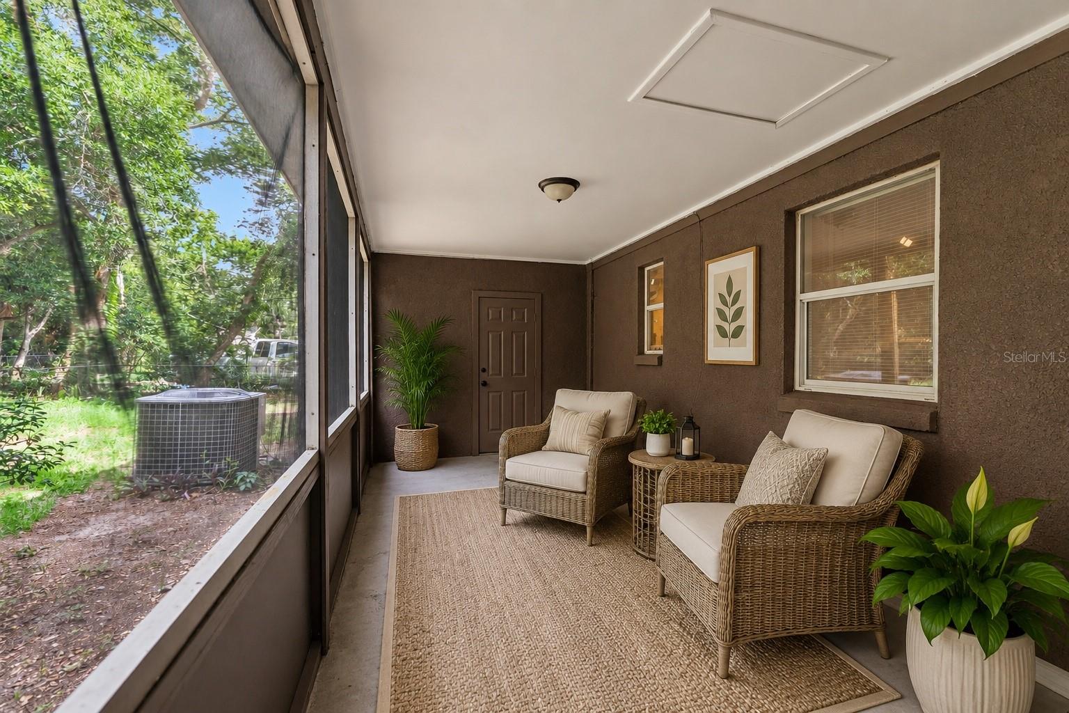 HILLCREST - Residential