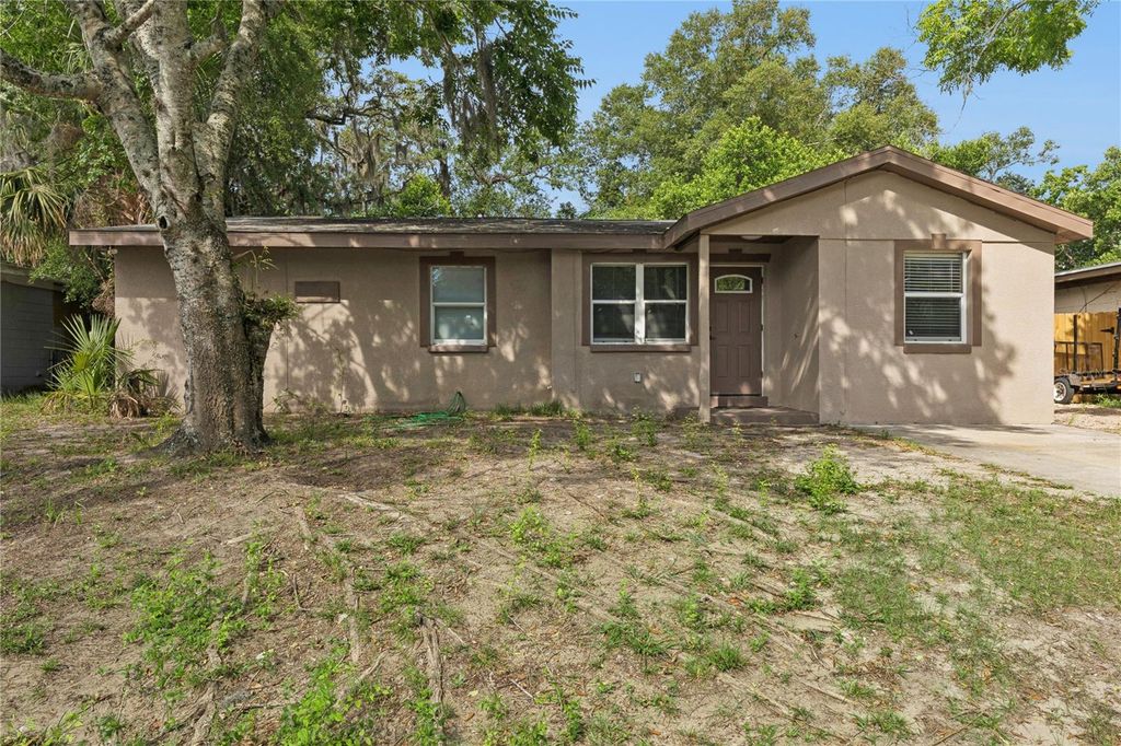 Photo of 540 Colfax Drive, Daytona Beach, FL 32114 (MLS # V4949264)
