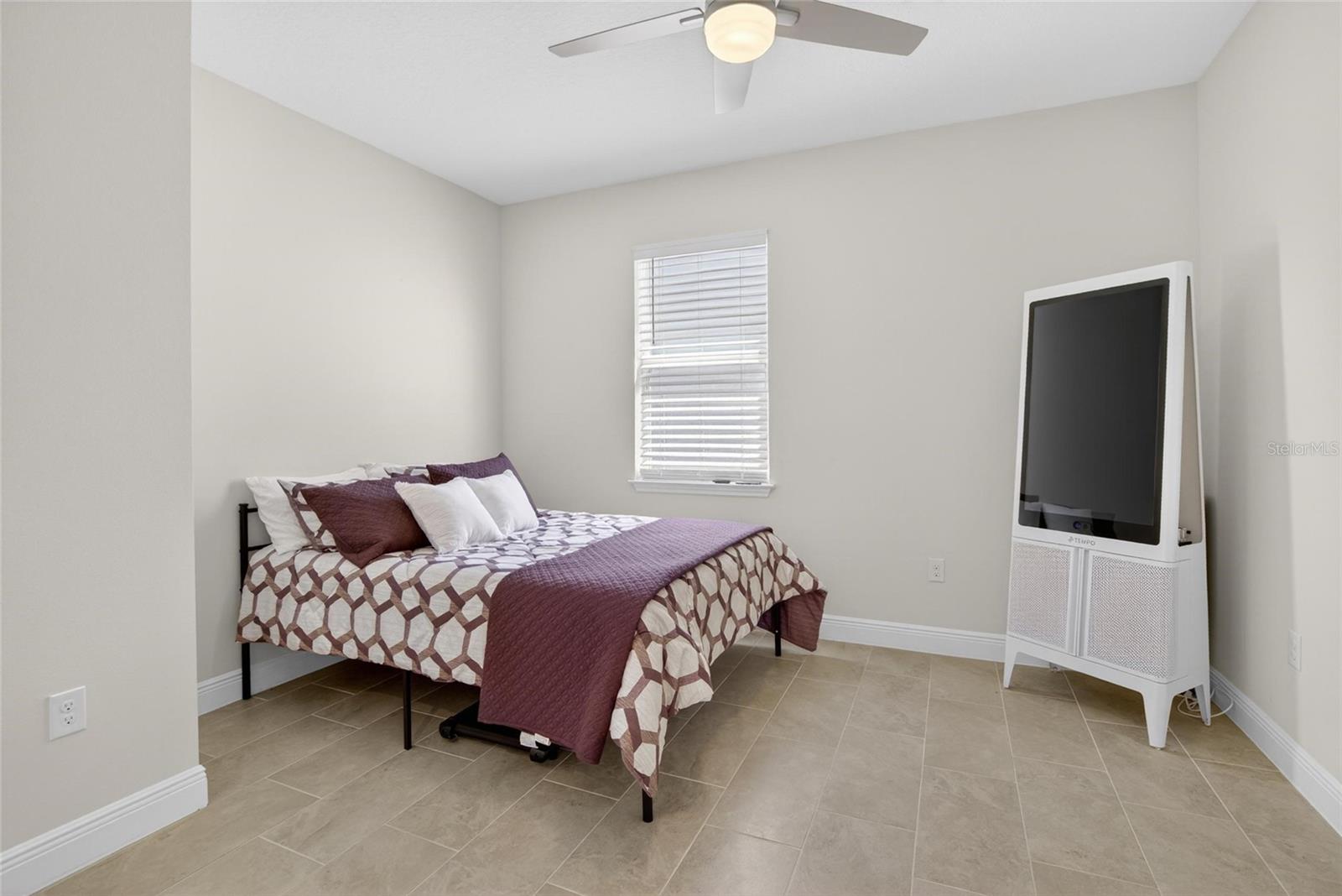 MANGROVE MANOR PH 1 - Residential