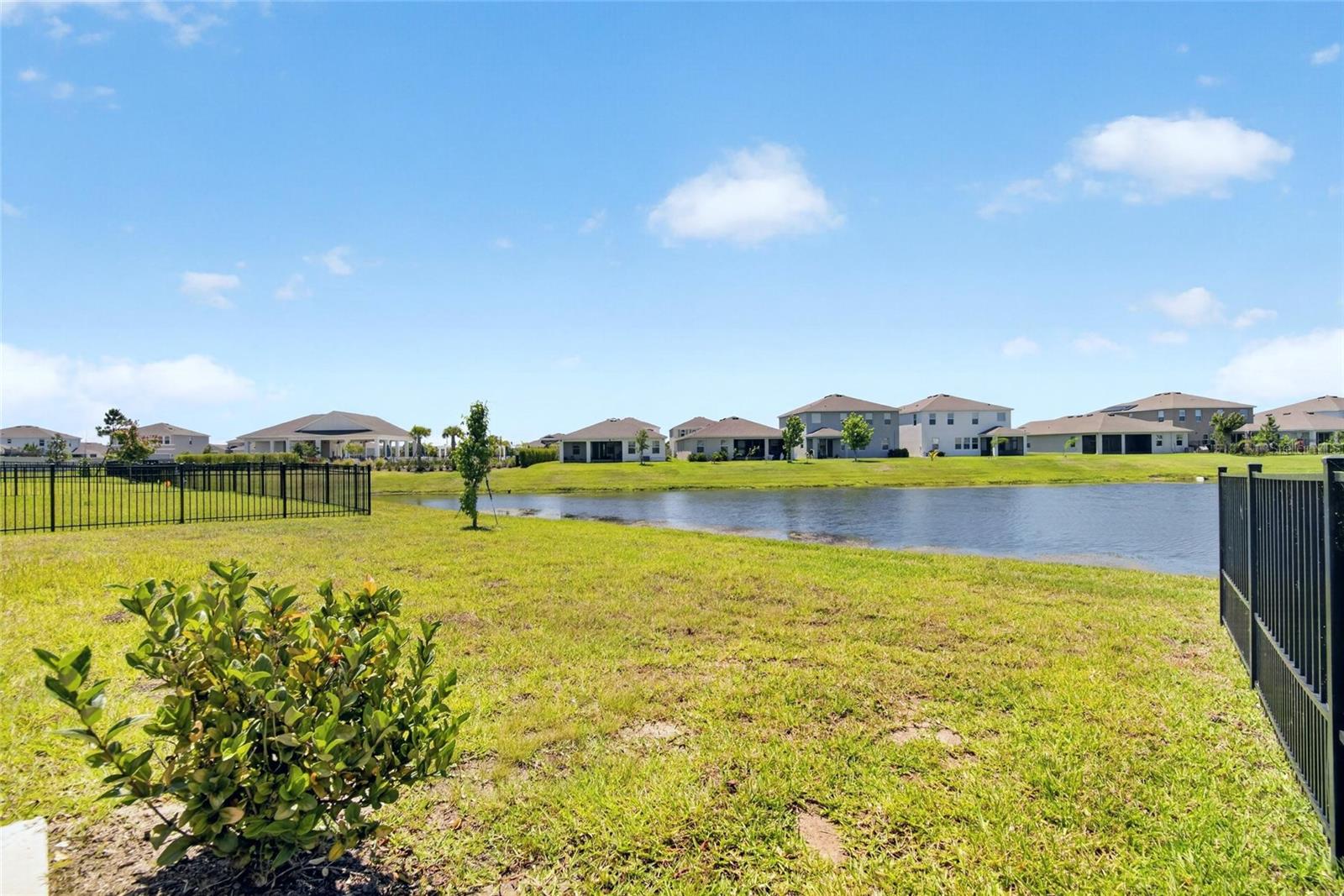 MANGROVE MANOR PH 1 - Residential