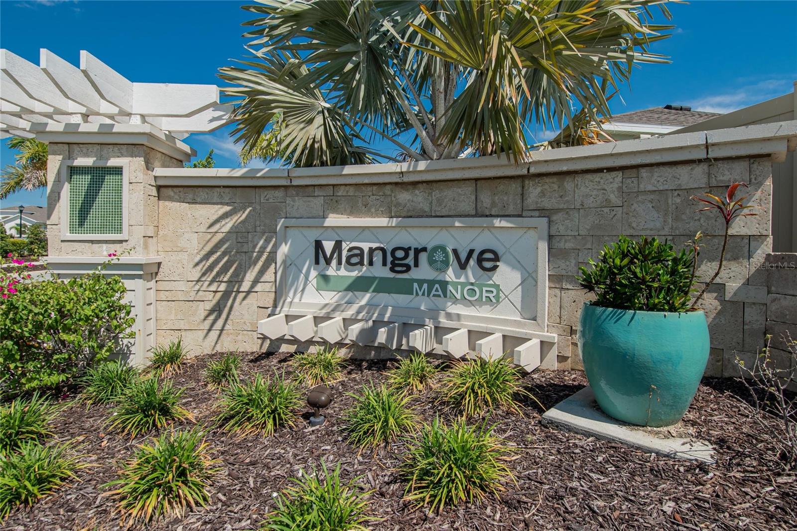 MANGROVE MANOR PH 1 - Residential
