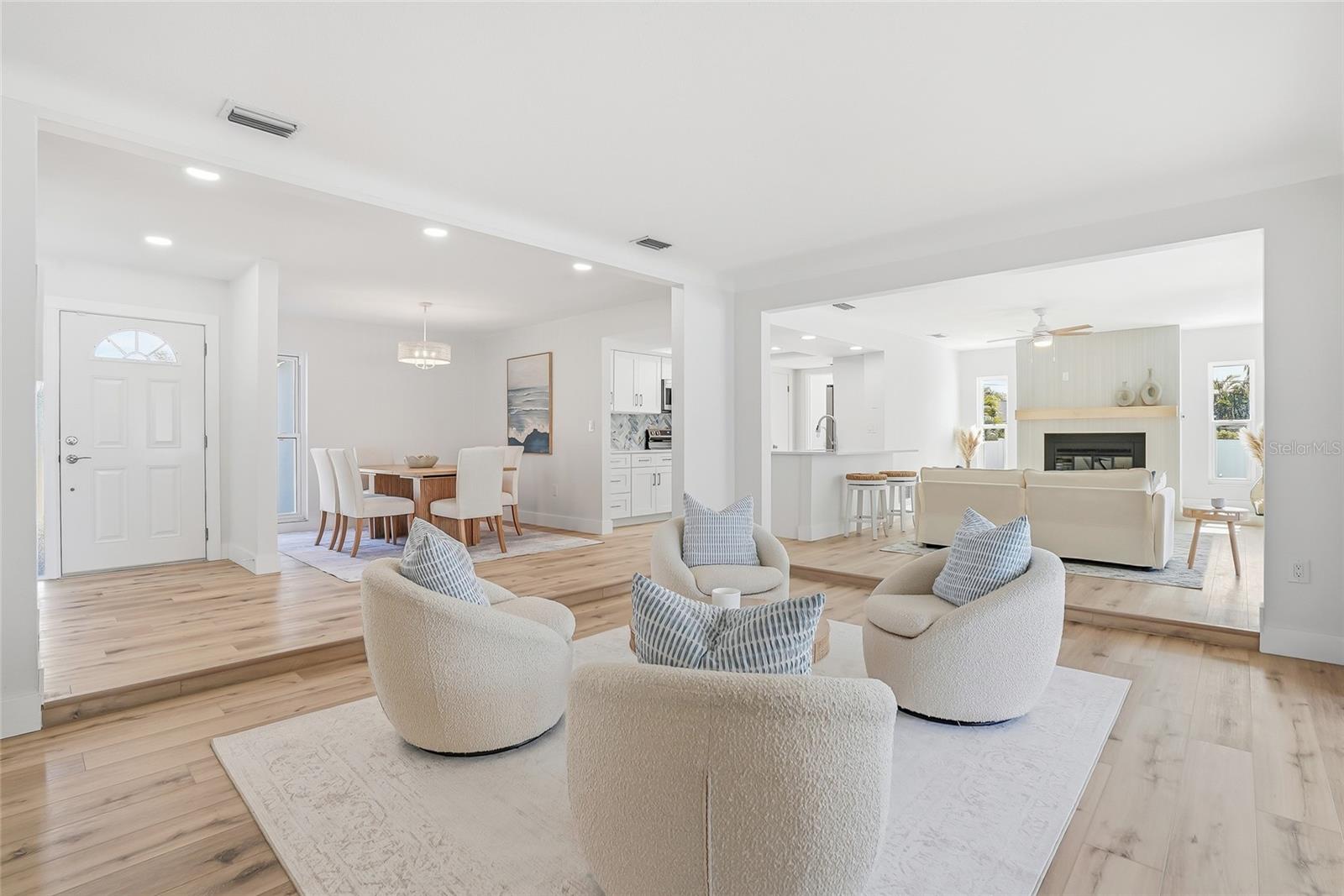 OAKHURST SHORES 2ND ADD - Residential