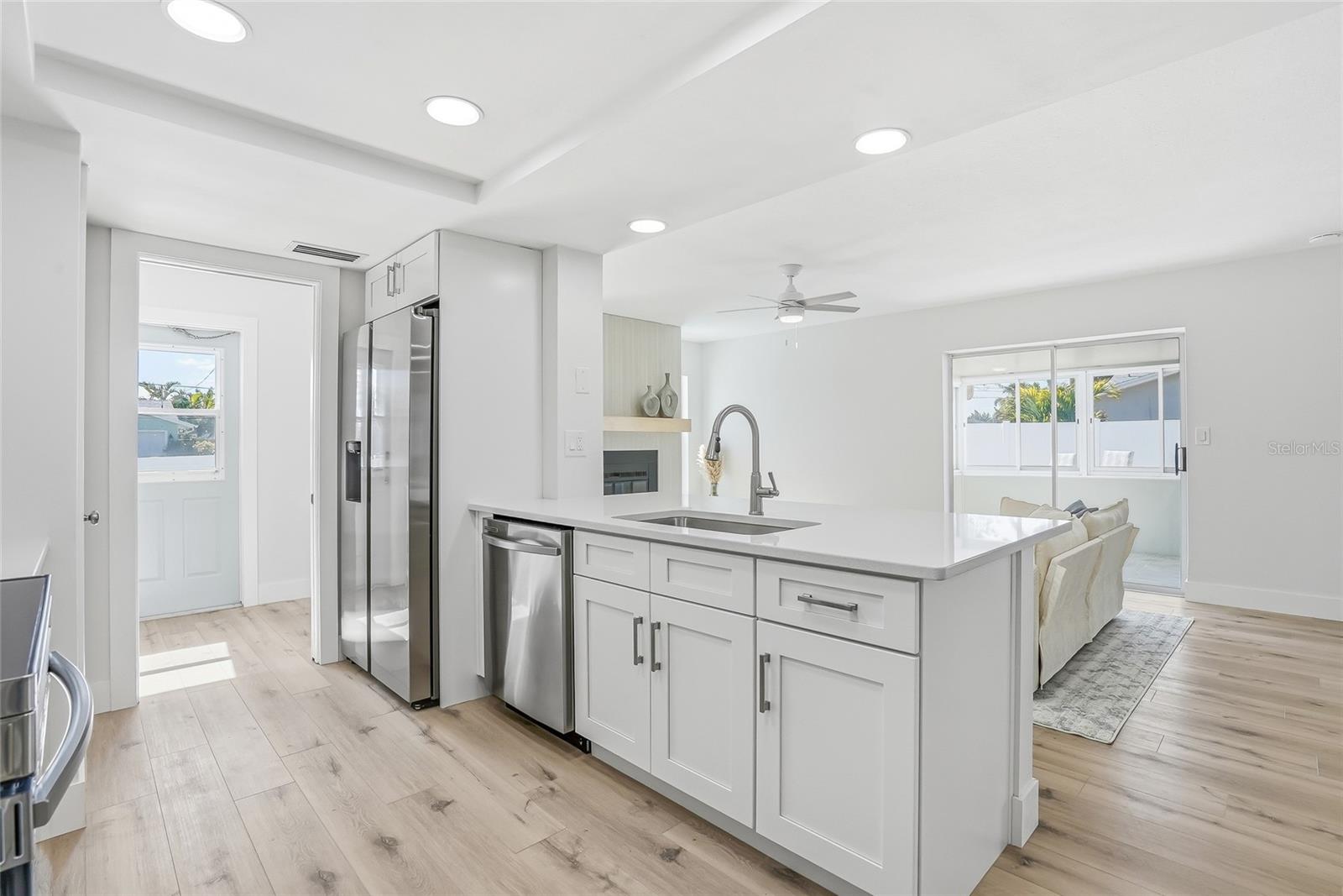 OAKHURST SHORES 2ND ADD - Residential