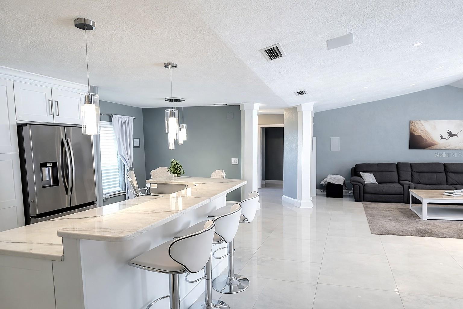 HERITAGE LAKE ESTATES - Residential