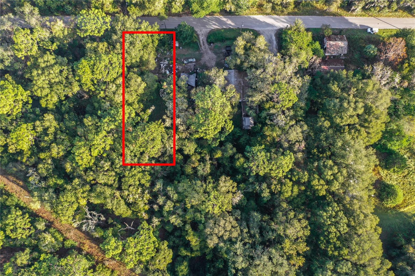 Check out this amazing piece of land! 6,534 Square foot lot perfect for your new home! Located in Beautiful Satsuma, Florida that beautifully combines the peace and tranquility of rural living with the convenience of nearby amenities such as shopping, privately restaurants and more. Close to Dunns Creek State Park, Satsuma Spring & Crescent Lake!