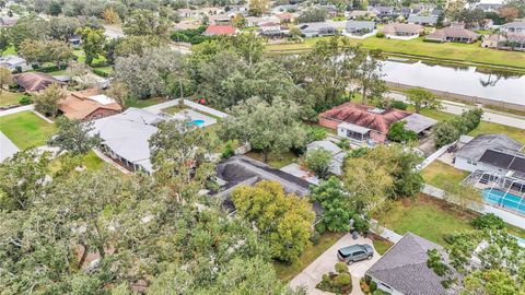 A home in LAKELAND