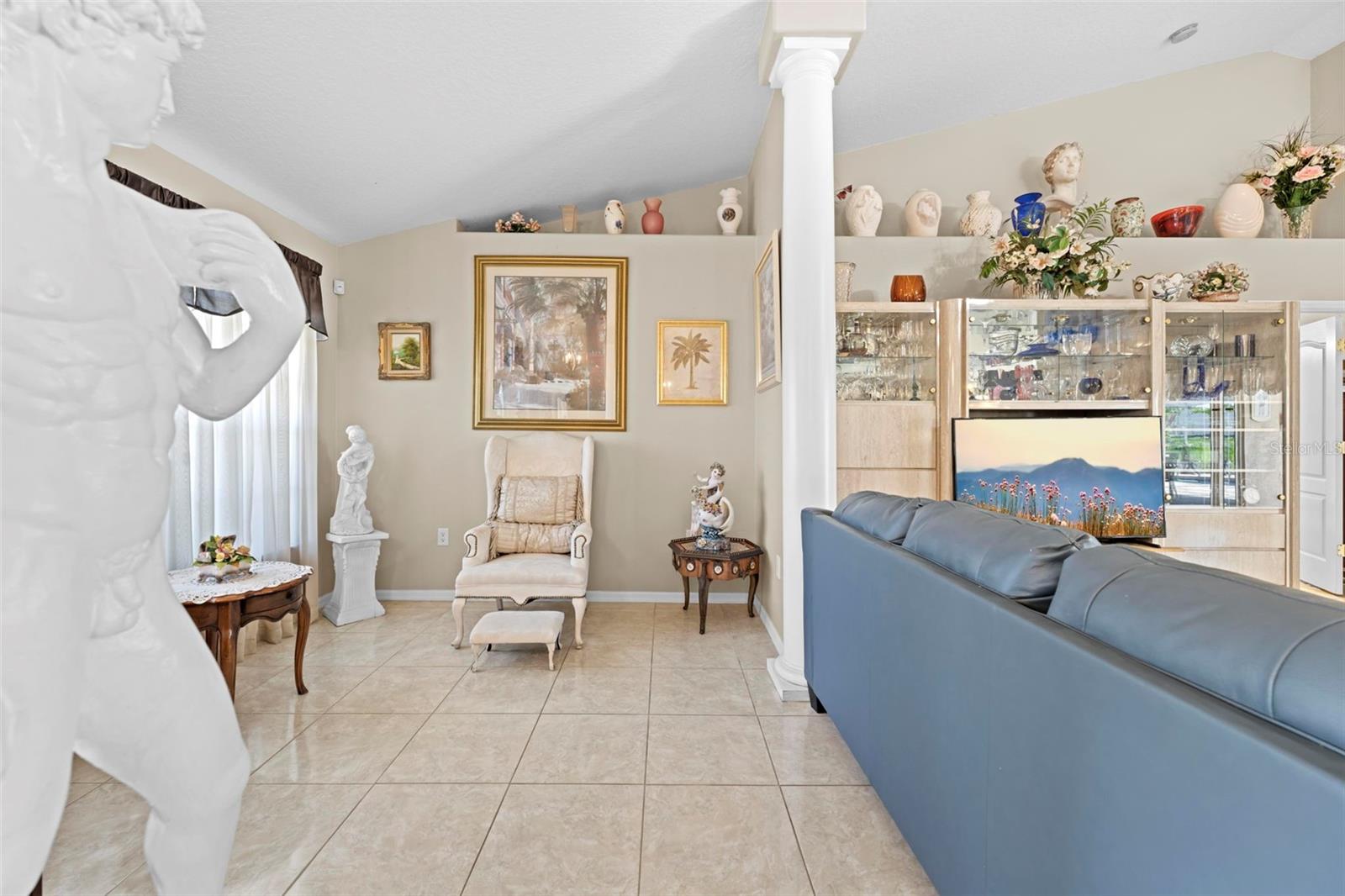 SPRING HILL - Residential