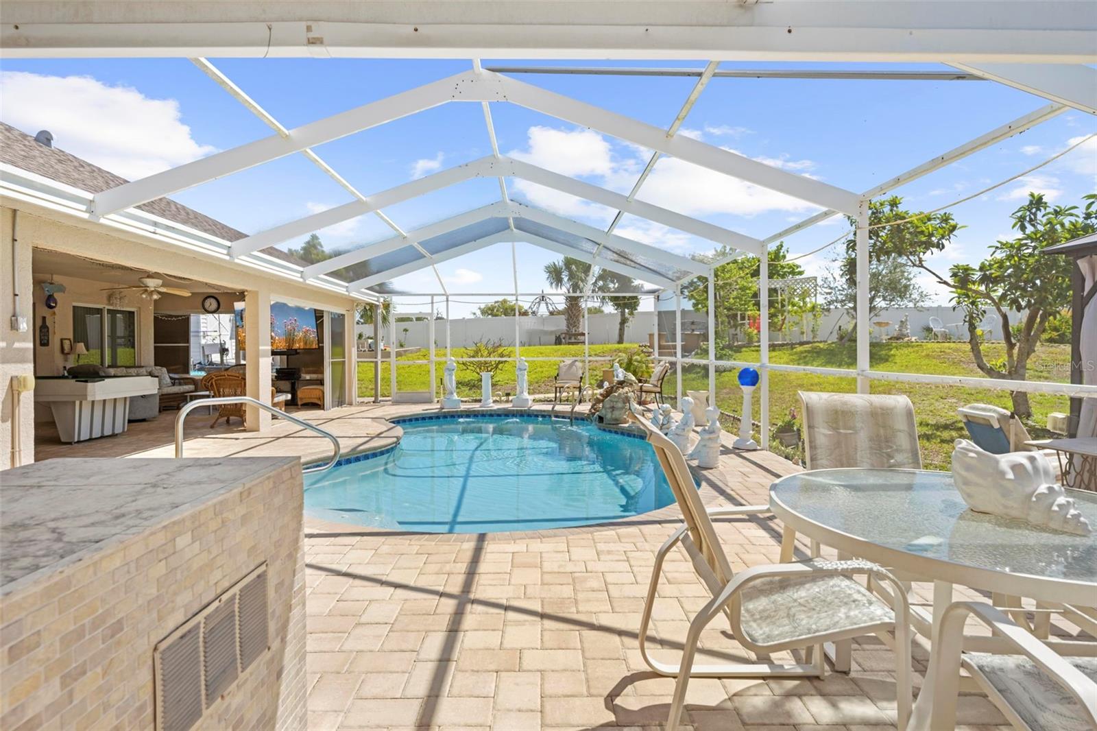 SPRING HILL - Residential